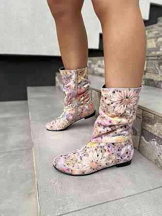 Nivelle Напівчоботи жіночі NIVELLE примула пудра шкіра натуральна висота 21 см обхват 32-34 см Коломия