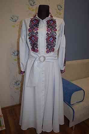 Сукня жіноча вишита бісером 48 р. Коломыя