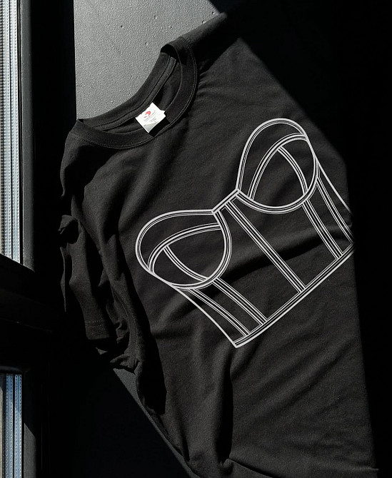 Жіноча футболка з принтом "Корсет" Чернівці - фото 2