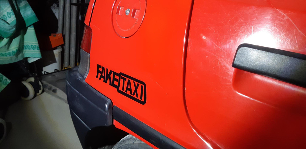 Наклейки на автомобиль FakeTaxi Чёрная, Красная, Б Киев - изображение 4