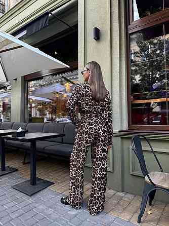 Жіночий стильний повсякденний костюм леопардовий штапель принт Одеса