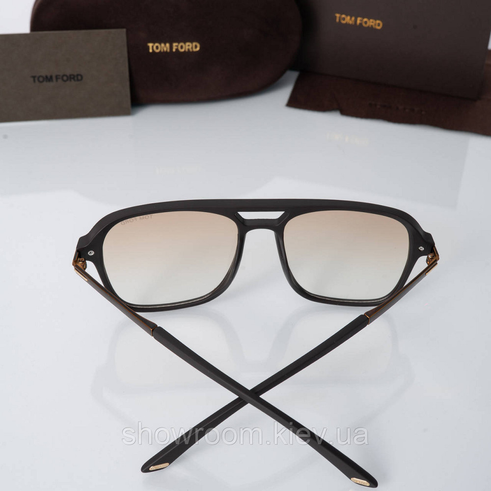 Жіночі окуляри хамелеони Tom Ford (1821 коричневі) фотохромні Київ - фото 2