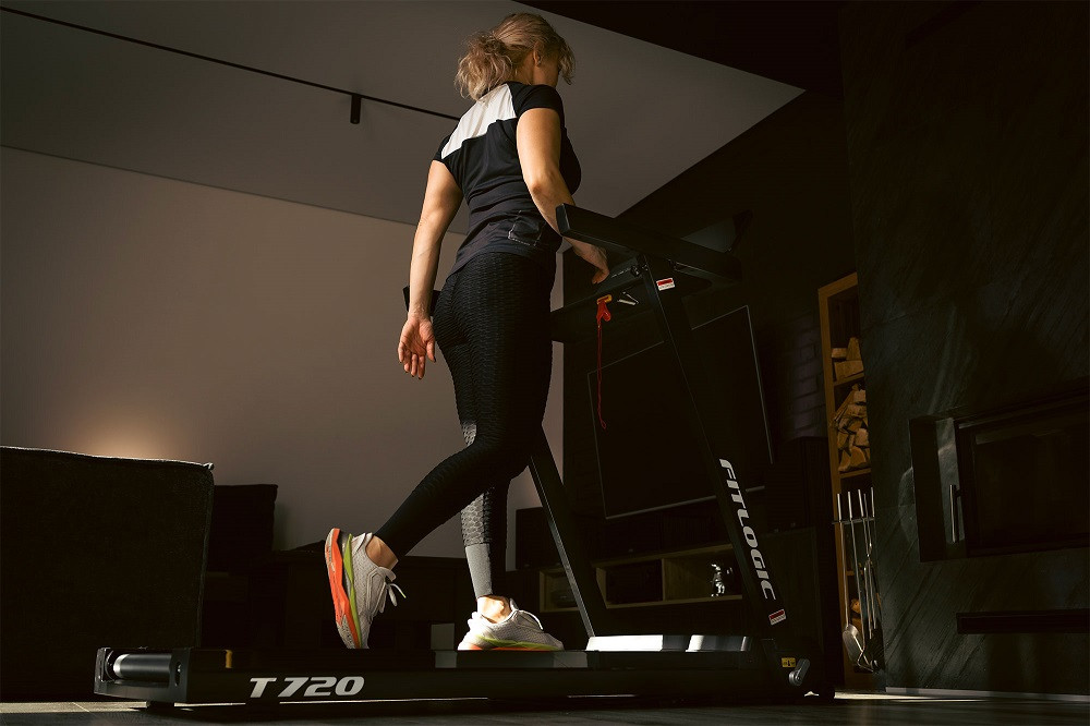 Беговая дорожка FitLogic T720 Київ - фото 10