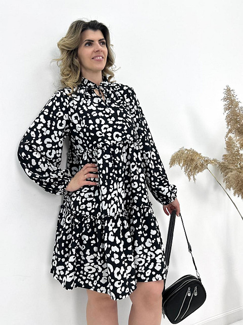 Легкое женское платье оверсайз Lichi батал 50-52, Трехнитка начес, Черный Киев - изображение 4