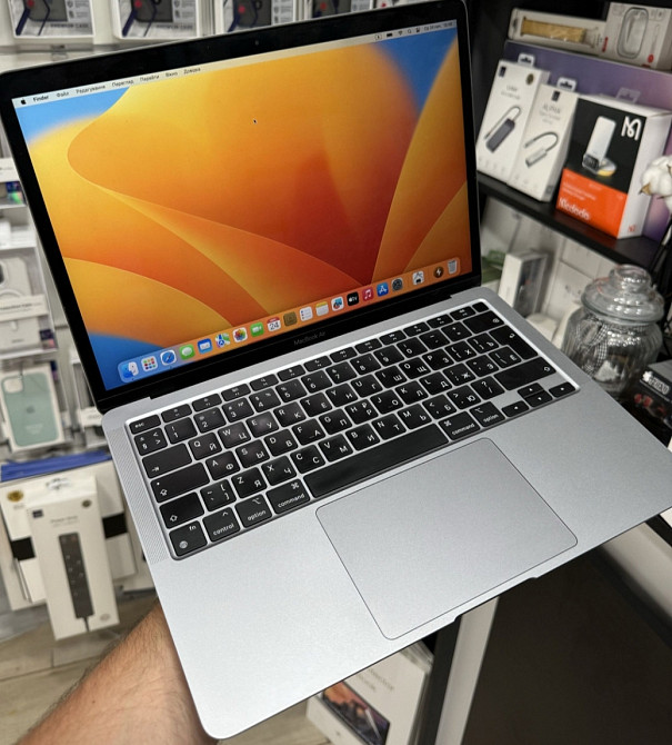 Ноутбук: MacBook AIR 13" M1 8/256Gb. Space Black . Київ - фото 3