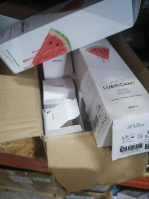 Лубрикант на водній основі Satisfyer Juicy Lubricant Melty Melon 300 мл (м'яте паковання!!!) Sex Aura Київ - фото 2