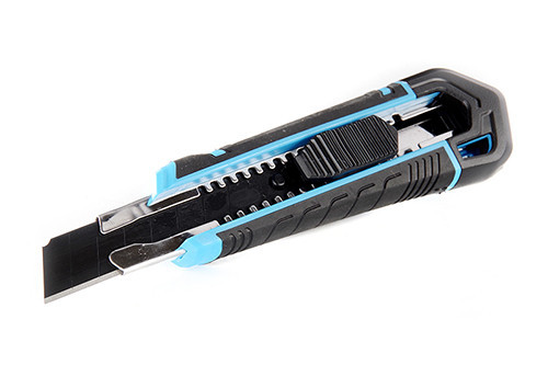 Нож выдвижной сегментный 18мм NA-18 APRO Ровно - изображение 1