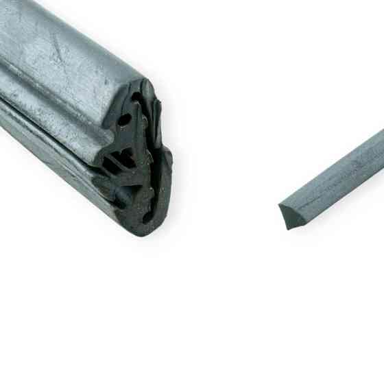 Уплотнитель стекла ЮМЗ (3700 мм) ДПР-29Б лобового Мукачево