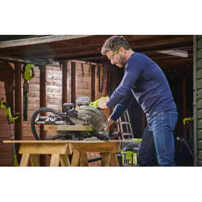 Торцовочная пила Ryobi ONE+ НР RMS18254X-0 18В с протяжкой, диск 254мм, (без АКБ и ЗУ) (5133005736) Винница