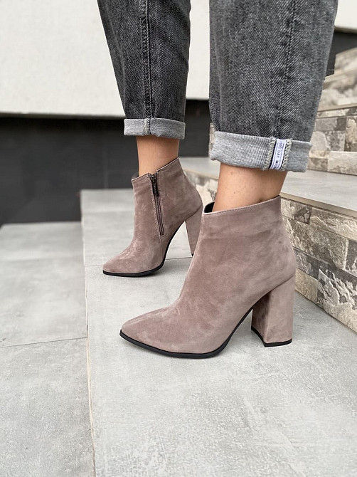 Nivelle Черевики жіночі NIVELLE капучино натуральна замша 37р. каблук 9.5см висота 10см (3026) Коломия - фото 4