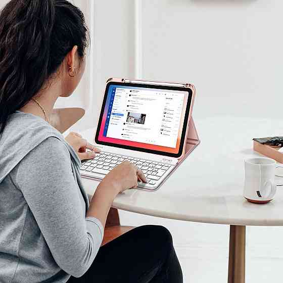 Фирменный чехол клавиатура Fintea для iPad A16 11 поколения 2025/ 10-го поколения (2022) A2696 / A2757 / A2777 держатель карандаша Днепр