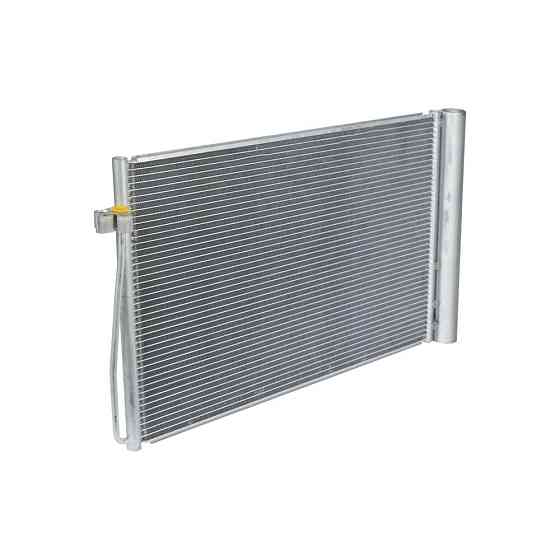 Радіатор охолодження BMW 64502282939 35392 Київ