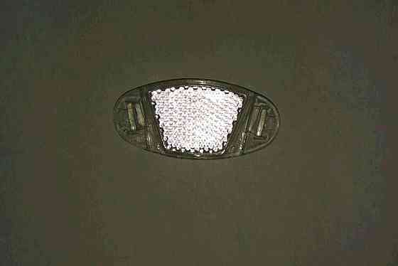 Світловідбивач велосипедний (катафот) (прозорий, овальний) Мукачево