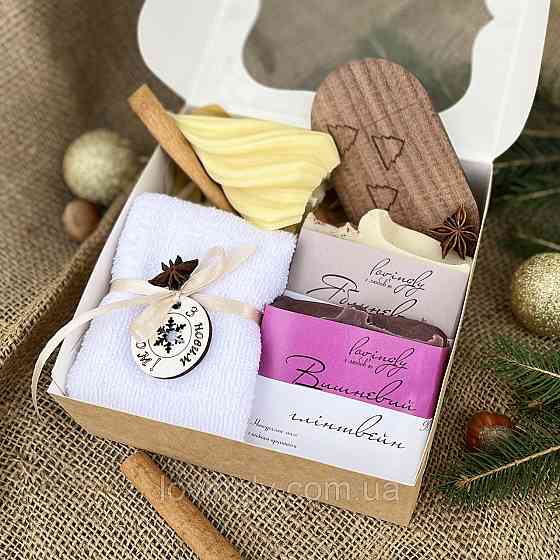 Подарункові набори на замовлення - індивідуальні, корпоративні, гуртові, міні-компліменти з логотипом та брендуванням Ірпінь