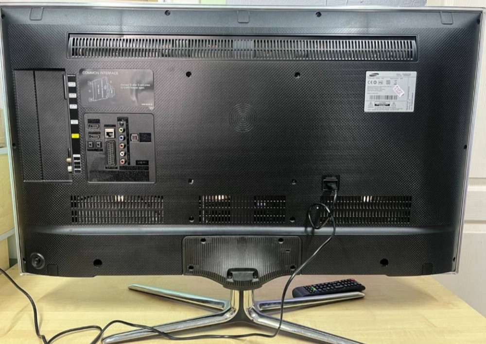 Телевізор 40 дюймів Samsung UE40H6470S/Smart TV Wi-Fi. Харків - фото 2