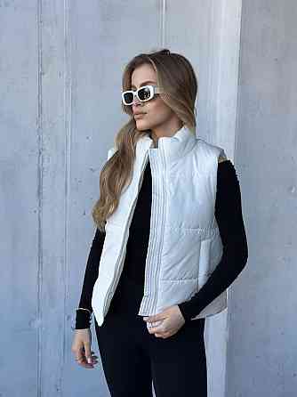 Жіноча тепла жилетка на блискавці плащівка емі на силіконі Білий, 46/48 Одеса