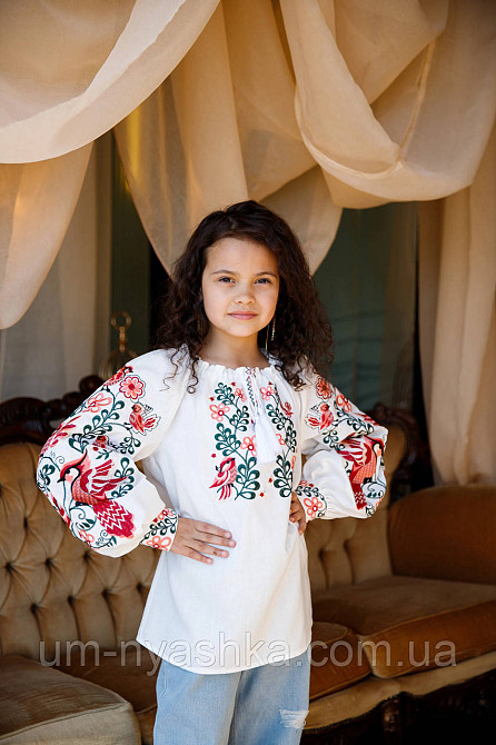 Дитяча вишиванка на натуральному полотні Зозулька біло-рожева Кривий Ріг - фото 4
