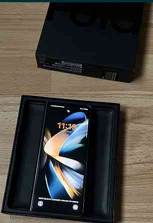 Смартфон Samsung Galaxy Fold 4 12/512Gb. Gray green. Харків