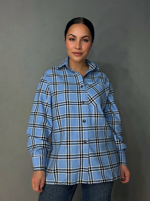 Сорочка жіноча Ariadna 8052 картата оверсайз розрізи по боках one size, блакитний, one size Київ - фото 19