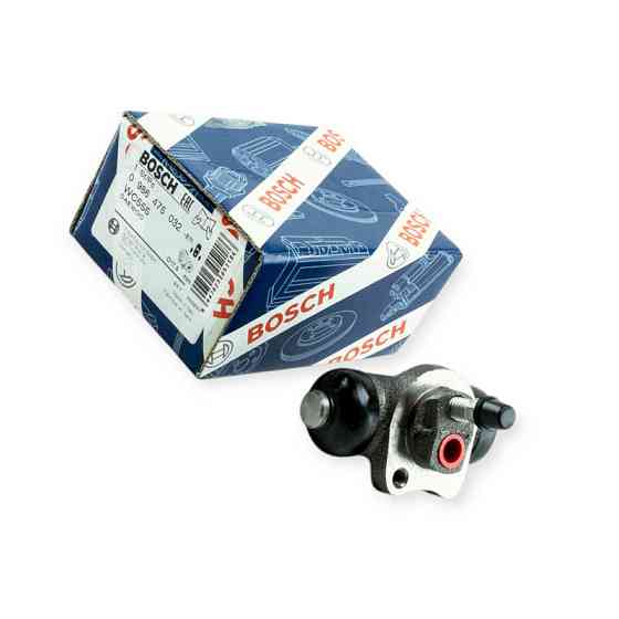 Циліндр колісний заднього гальма Lanos 1,6 Nubira 1.6; 1,8 старий зразок (d-17.46 мм) 1 болт 032 BOSCH Мукачево