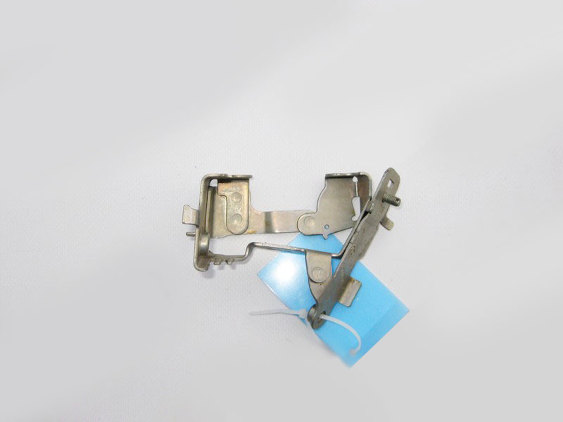 Mercedes-Benz  A6420100440 Кронштейн датчика диференціального тиску для двигуна OM642 V6 3.0 cdi ML W164 GL X164 C-Class W204 Одесса - изображение 2