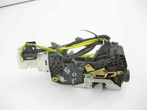 Mercedes-Benz  A2207305035 Замок задніх правих дверей з дотяжкою S-Class W220 Одеса