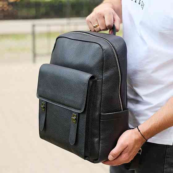 Стильний чоловічий шкіряний рюкзак 40х30х17, практичний аксесуар для ноутбука та документів, чорний Київ