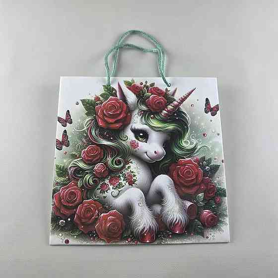 Пакет паперовий подарунковий квадратний 23*24*10 (артKV-087) (12 шт.) Харків