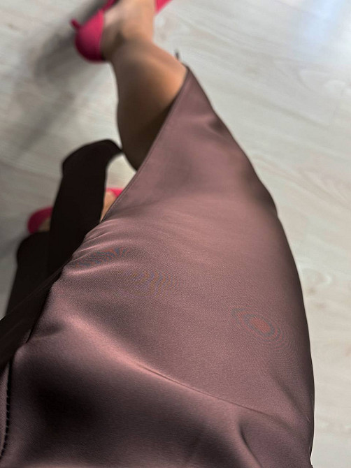 Спідниця жіноча Gritana 230 атласна королівський шовк з розрізом на резинці коричнева, коричневий, L Київ - фото 14