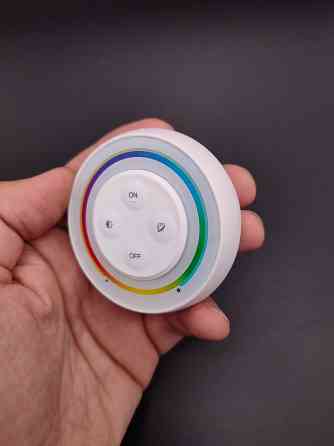 Milight Пульт керування 1 зонний білий RGB+CCT круглий настінний Мілайт з магнітним тримачем RF Київ