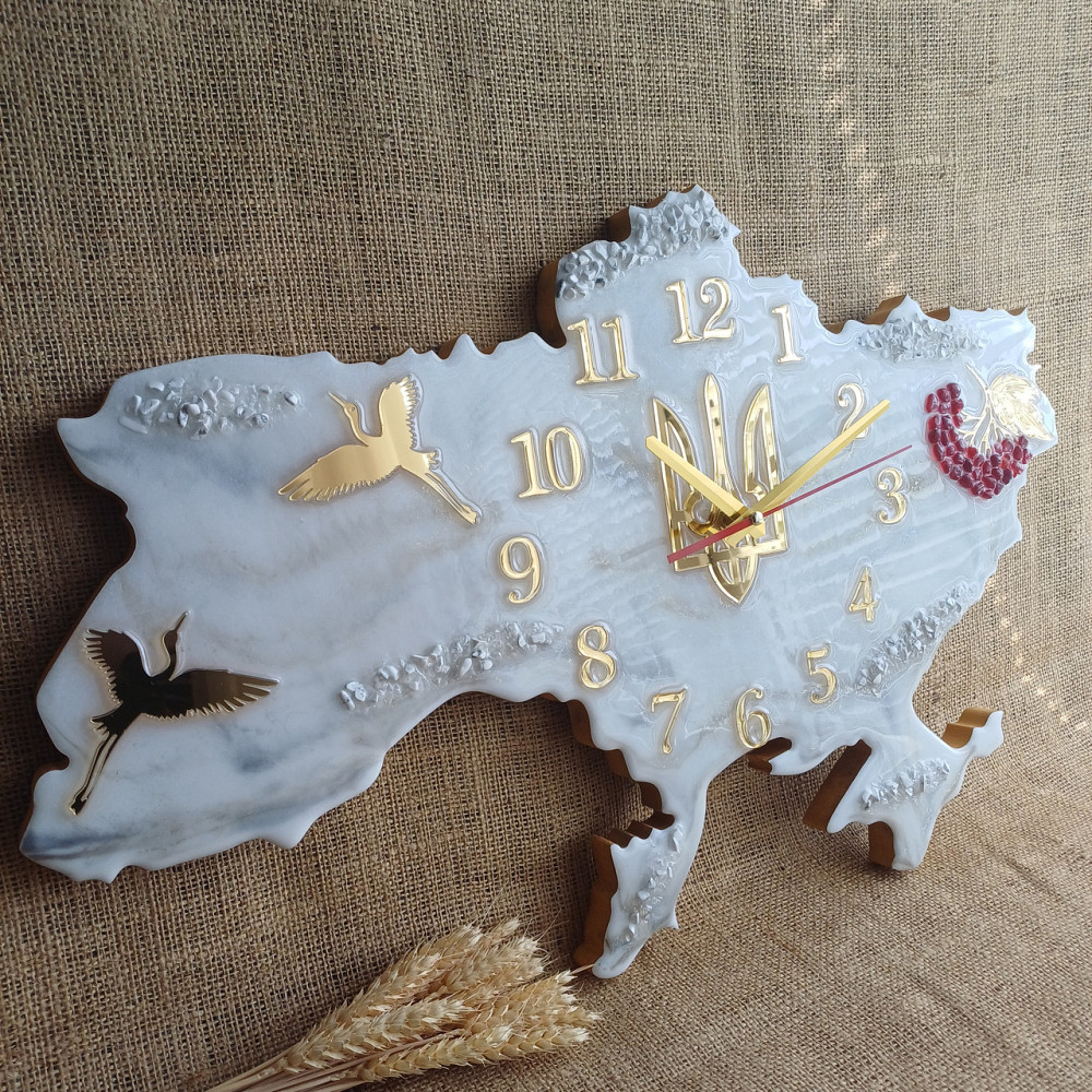 Годинник настінний 70*45 см з епоксидної смоли ручної роботи "Карта України" Дніпро - фото 2