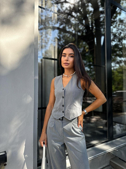 Женский брючный костюм двойка: жилет и брюки турецкая костюмка Серый, 44 Одесса - изображение 10