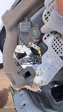 Замок двери Hyundai Tucson 2004–2012 Киев