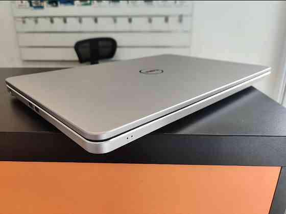 Потужний металевий сенсорний ноутбук  Dell Inspiron 7537 з дискретним відео Киев