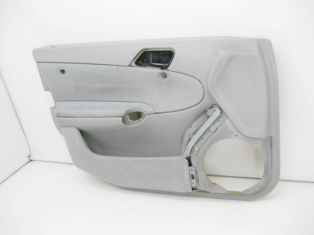 Mercedes-Benz  A2037201372 7E60 Передня ліва сера дверна карта з тканинною вставкою C-Class W203 Одесса - изображение 3