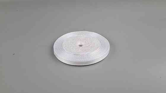 Стрічка атласна для повітряних куль і подарунків 0,6 см (23 метри) біла (1 пачка) Харків