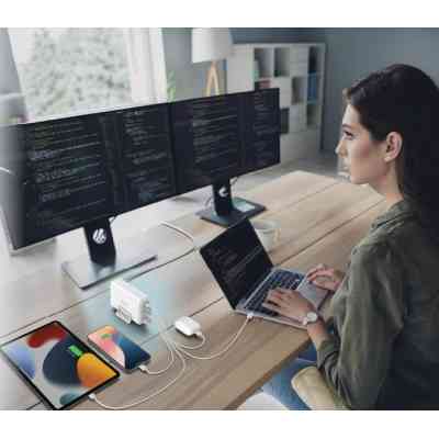 Зарядний пристрій D-Link 4xUSB-C + 1xUSB PD240W GaN white (DCF-241) Вінниця