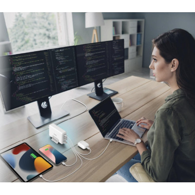 Зарядний пристрій D-Link 4xUSB-C + 1xUSB PD240W GaN white (DCF-241) Вінниця - фото 2