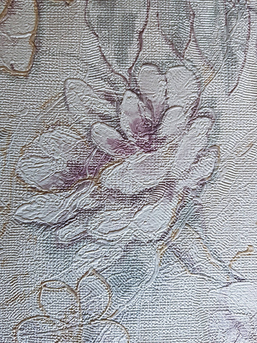 Шпалери метрові вінілові на флізелін Grandeco Poem квіти троянди структурні бузкові зелені на білому Київ - фото 3