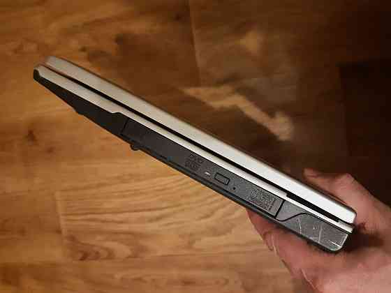 Ноутбук Fujitsu Siemens Amilo A1650G на запчастини Дніпро