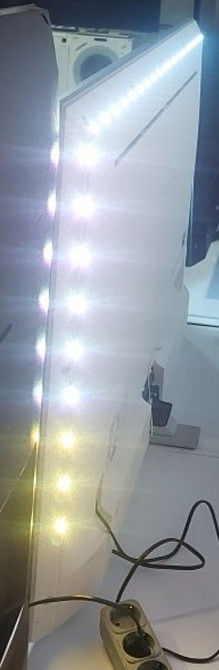 Телевізор Philips 50" Ambilight Київ - фото 3