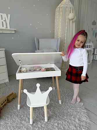 Детский столик и стульчик корона белый. Столик с нишей для карандашей и разукрашек Киев