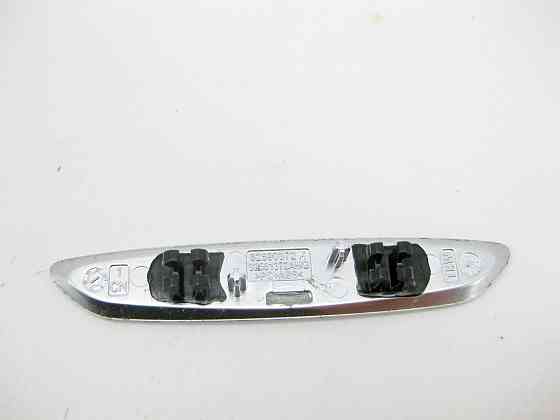 Mercedes-Benz  A2224640332 Накладка з написом "Mercedes-Benz" на рульовому колесі S-Class W222 Одеса