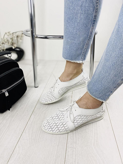 BOGATKO Мокасини жіночі з перфорацією білі з натуральної шкіри весна - літо BOGATKO 111 р. 38 Коломия - фото 4