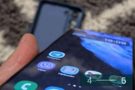 Смартфон Samsung Galaxy S21 Киев