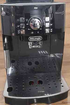 Кавомашина: Delonghi Magnifica S. Харків