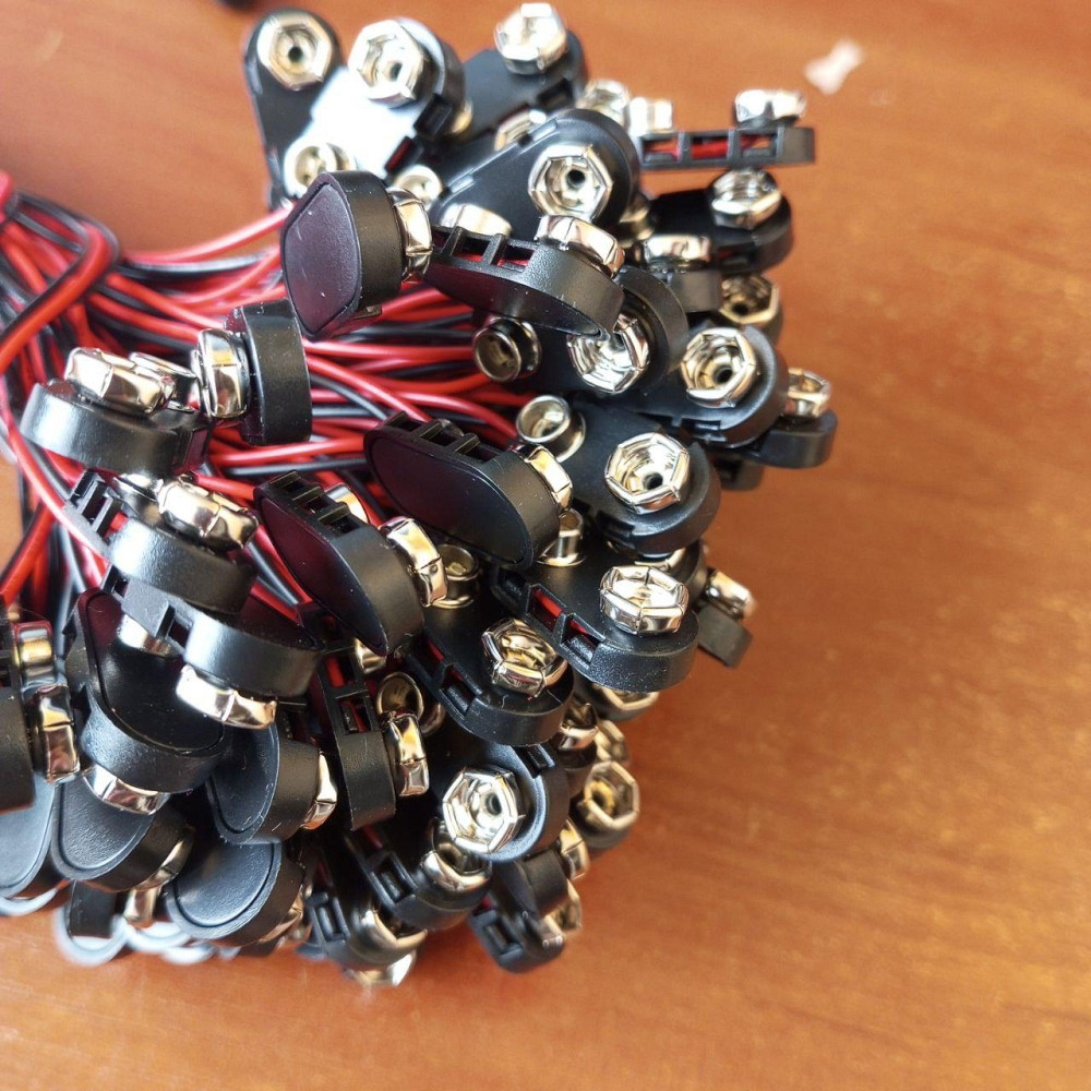 Гніздо тримач 9V крони з кабелем Полтава - фото 1