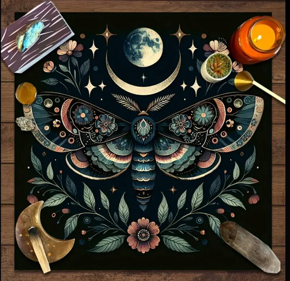 Алтарная скатерть с бабочкой и цветами для карт Таро и Рун. Скатерть для гадания 75*75 см. Киев - изображение 4