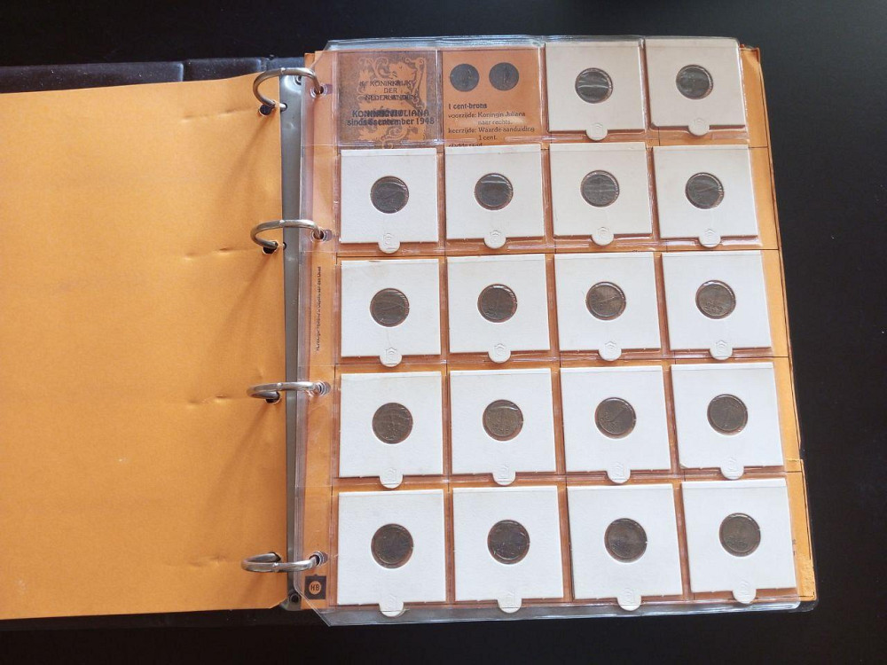 Альбом монет Нидерланды 1948-1980 150 монет 30*27см (25) Б/У Полтава - изображение 1