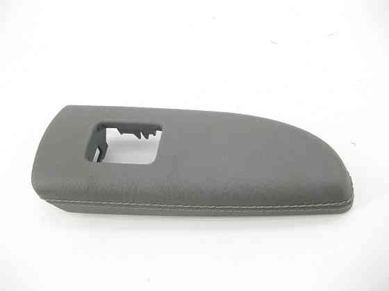 Mercedes-Benz  A2217300789 7H91 Сіра накладка кнопки склопідйомника задніх лівих дверей S-class short W221 S-class long V221 Одеса